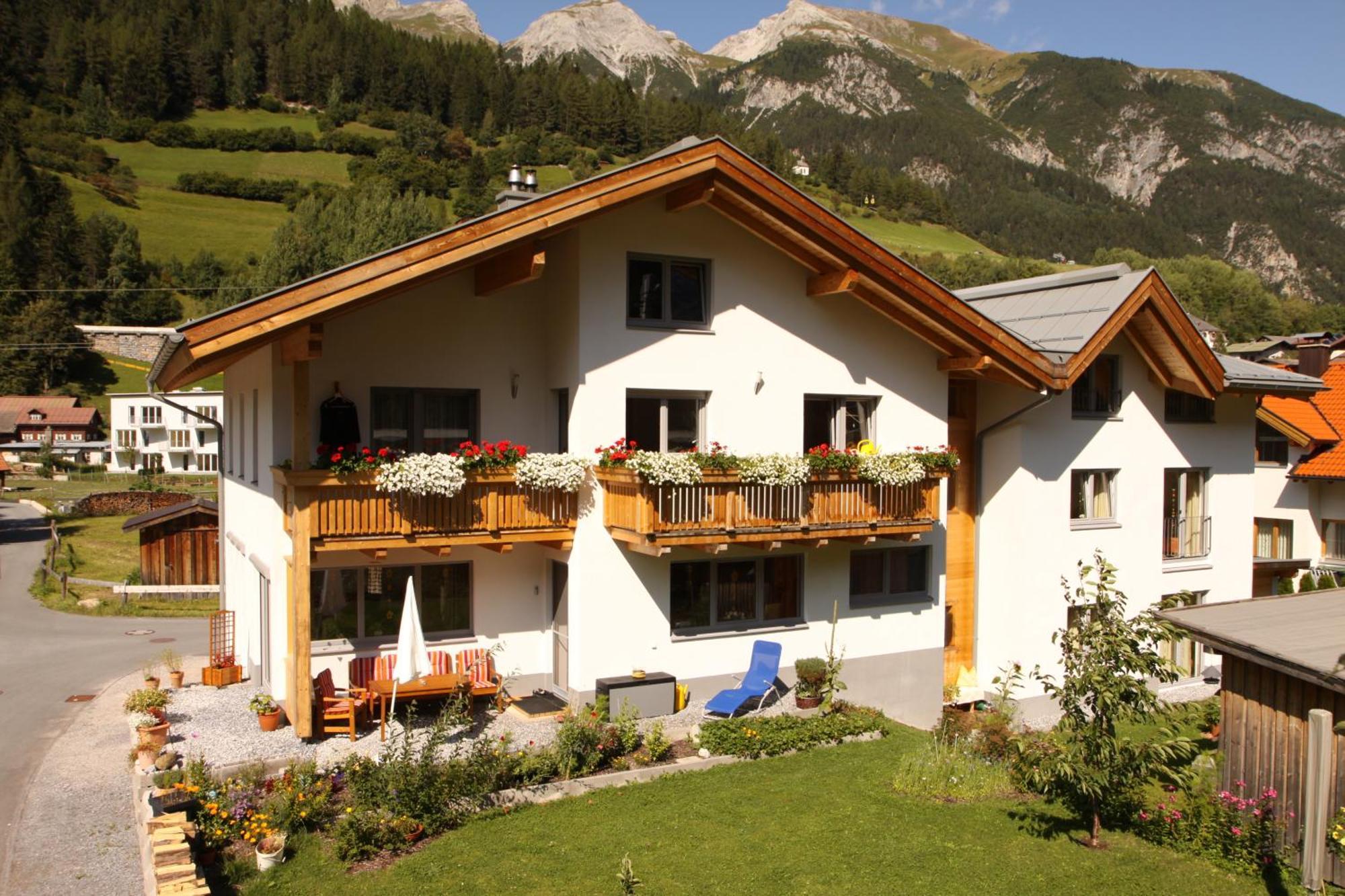Ferienhaus Gundi Pettneu am Arlberg Eksteriør bilde