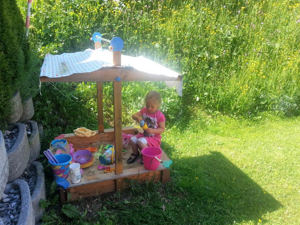 Ferienhaus Gundi Pettneu am Arlberg Eksteriør bilde
