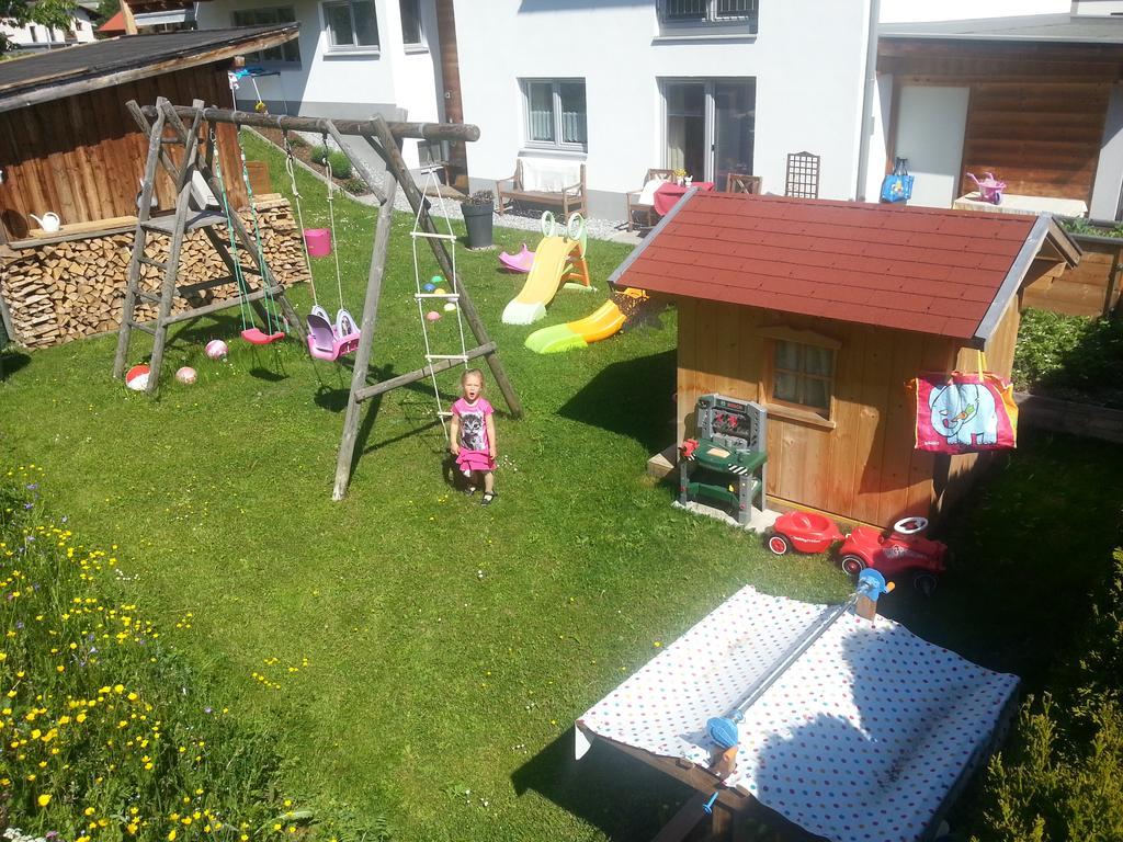 Ferienhaus Gundi Pettneu am Arlberg Eksteriør bilde