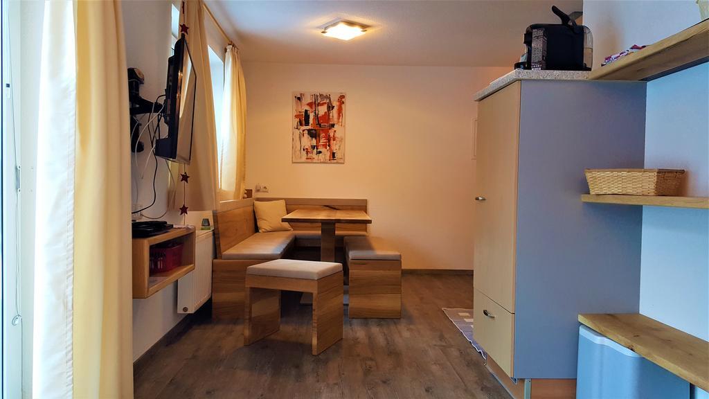 Ferienhaus Gundi Pettneu am Arlberg Eksteriør bilde